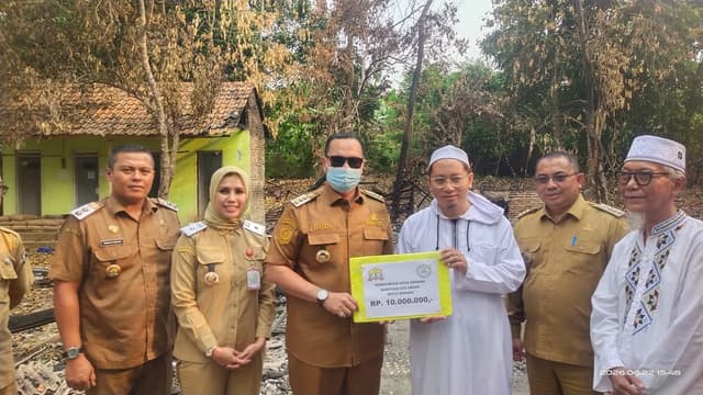 Pasca-Kebakaran Ponpes An-Nabawiyah, Wali Kota Serang Bergerak Cepat Salurkan Bantuan
