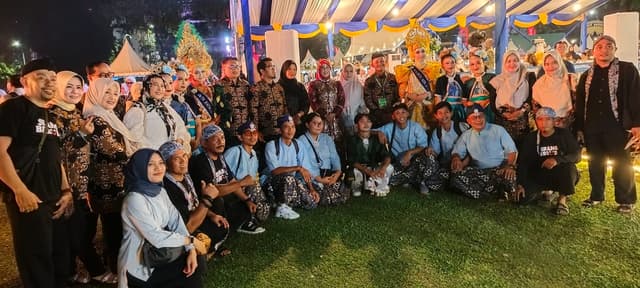 Debus Kota Serang Memukau Panggung Seni APEKSI 2026, Meriahkan Malam Budaya di Lapangan Benteng Medan