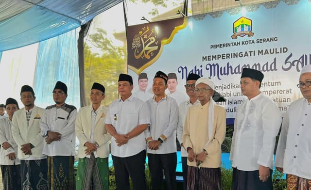 Peringatan Maulid Nabi 1448 H, Wali Kota Serang Ajak Seluruh Elemen Pererat Ukhuwah dan Kolaborasi Nyata Bangun Daerah